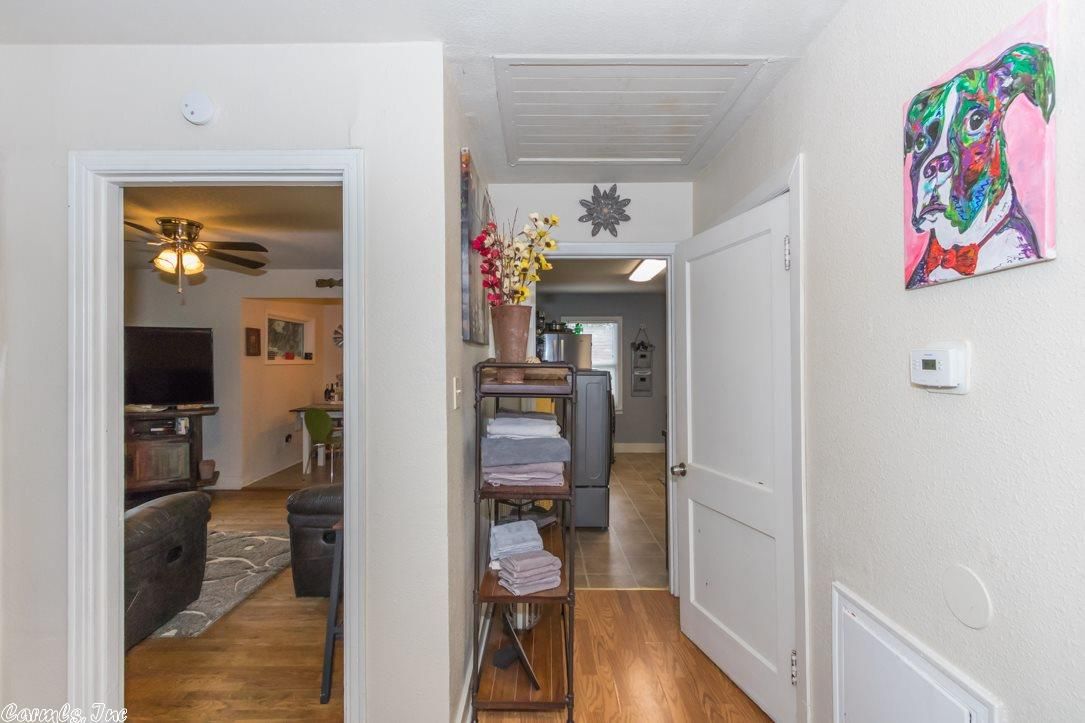 1006 Circle Dr, Benton, AR 72015
